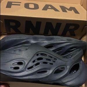 Yeezy foam runner